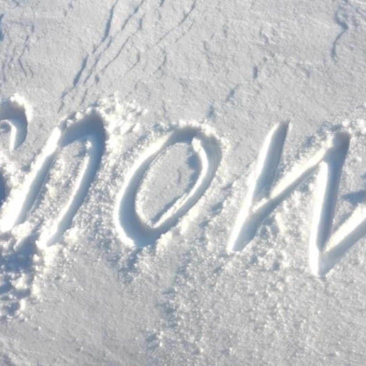 Snow надпись